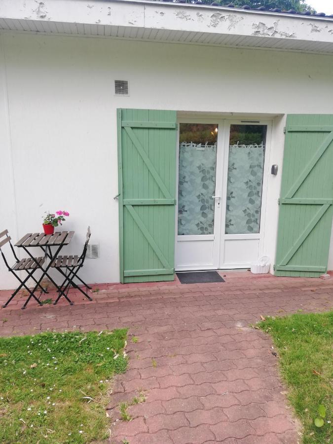 Appartement De Plain Pied Dans La Verdure Yerres Екстер'єр фото